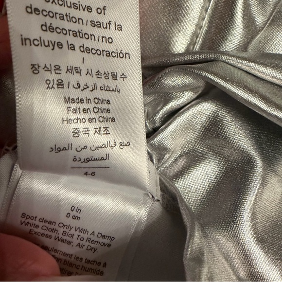 NWOT Pottery Barn Kids Silver Astronaut Costume 4-6 - Picture 6 of 6